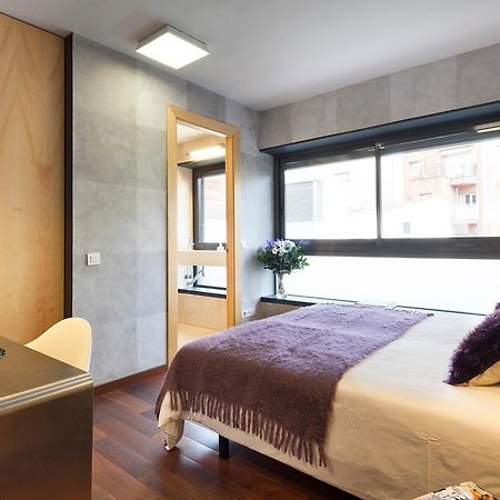 My Space Emirates - Splendid Apartment With Terrace And Pool Near Park Gueell Barcelona Zewnętrze zdjęcie