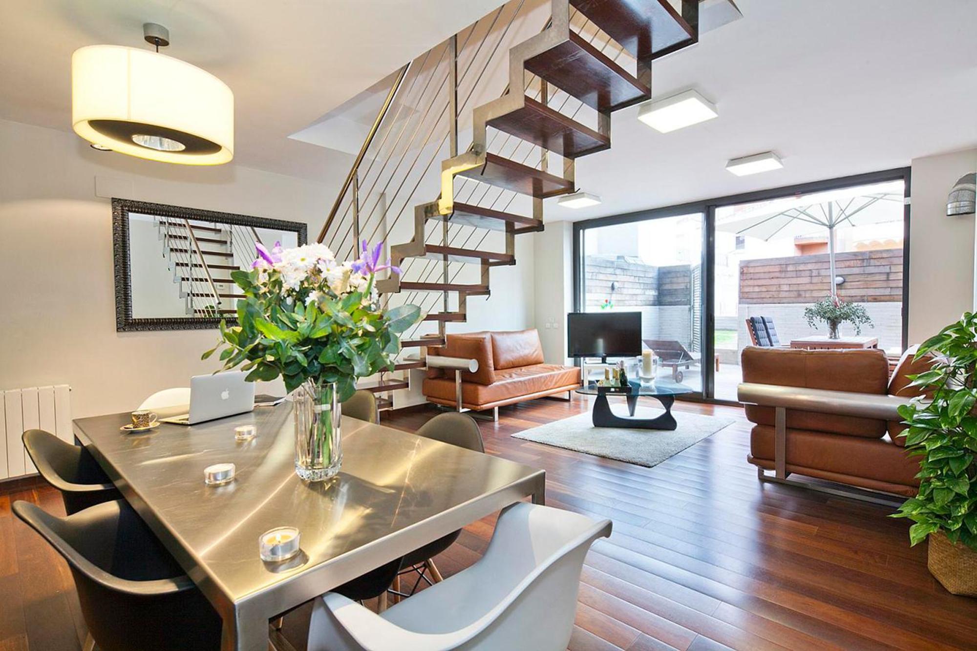 My Space Emirates - Splendid Apartment With Terrace And Pool Near Park Gueell Barcelona Zewnętrze zdjęcie