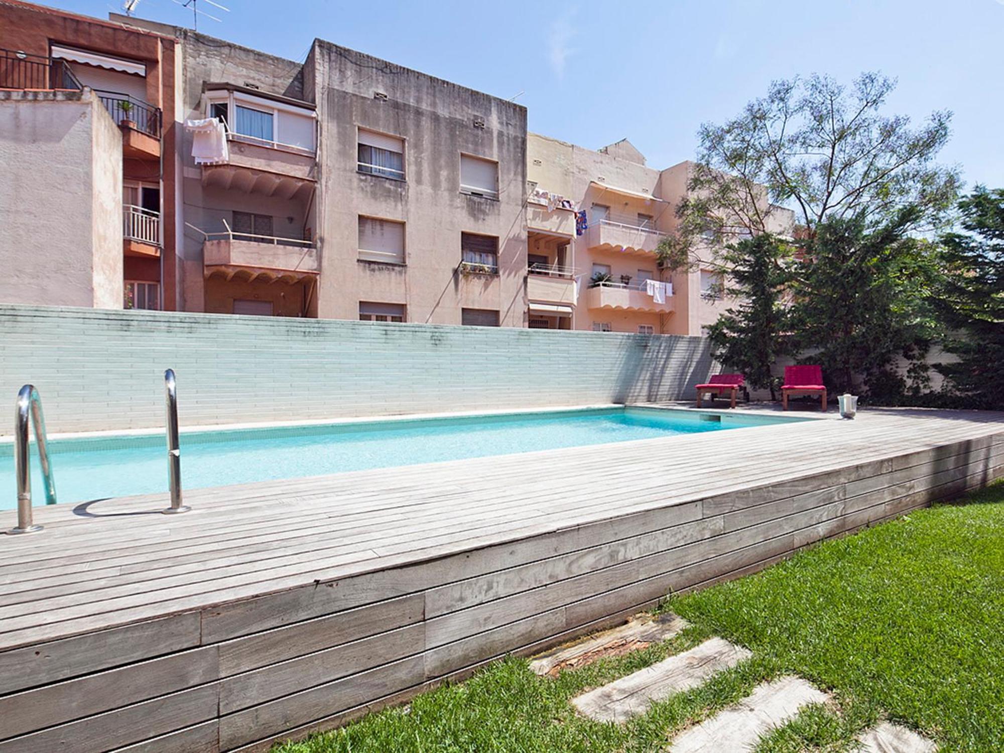 My Space Emirates - Splendid Apartment With Terrace And Pool Near Park Gueell Barcelona Zewnętrze zdjęcie