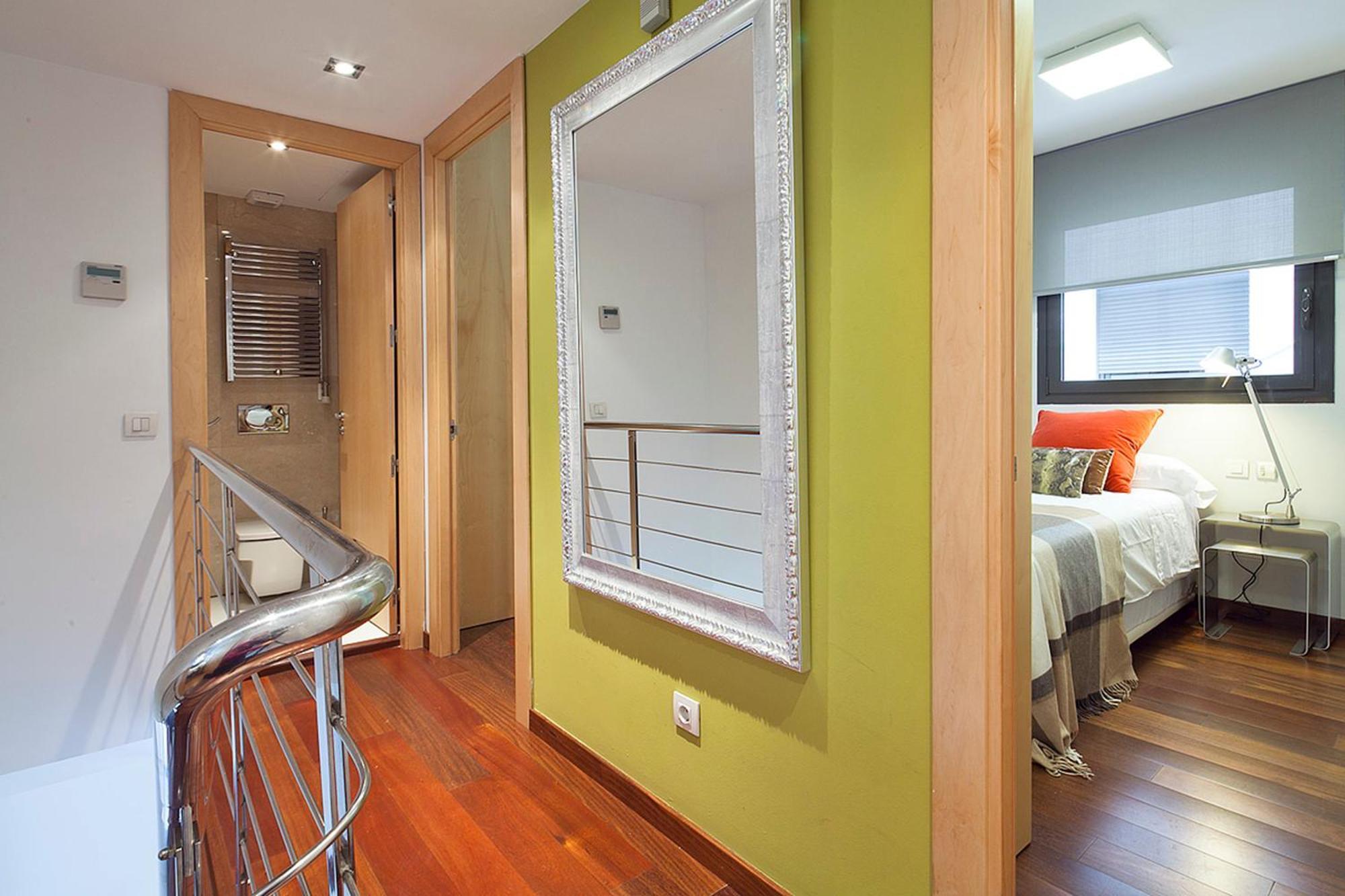 My Space Emirates - Splendid Apartment With Terrace And Pool Near Park Gueell Barcelona Zewnętrze zdjęcie